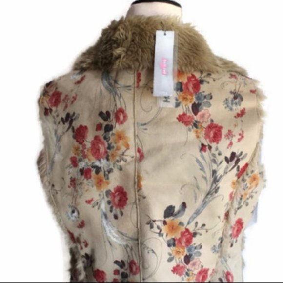 Per Una Faux Fur Vest-Sz S NWT - Picture 3 of 4